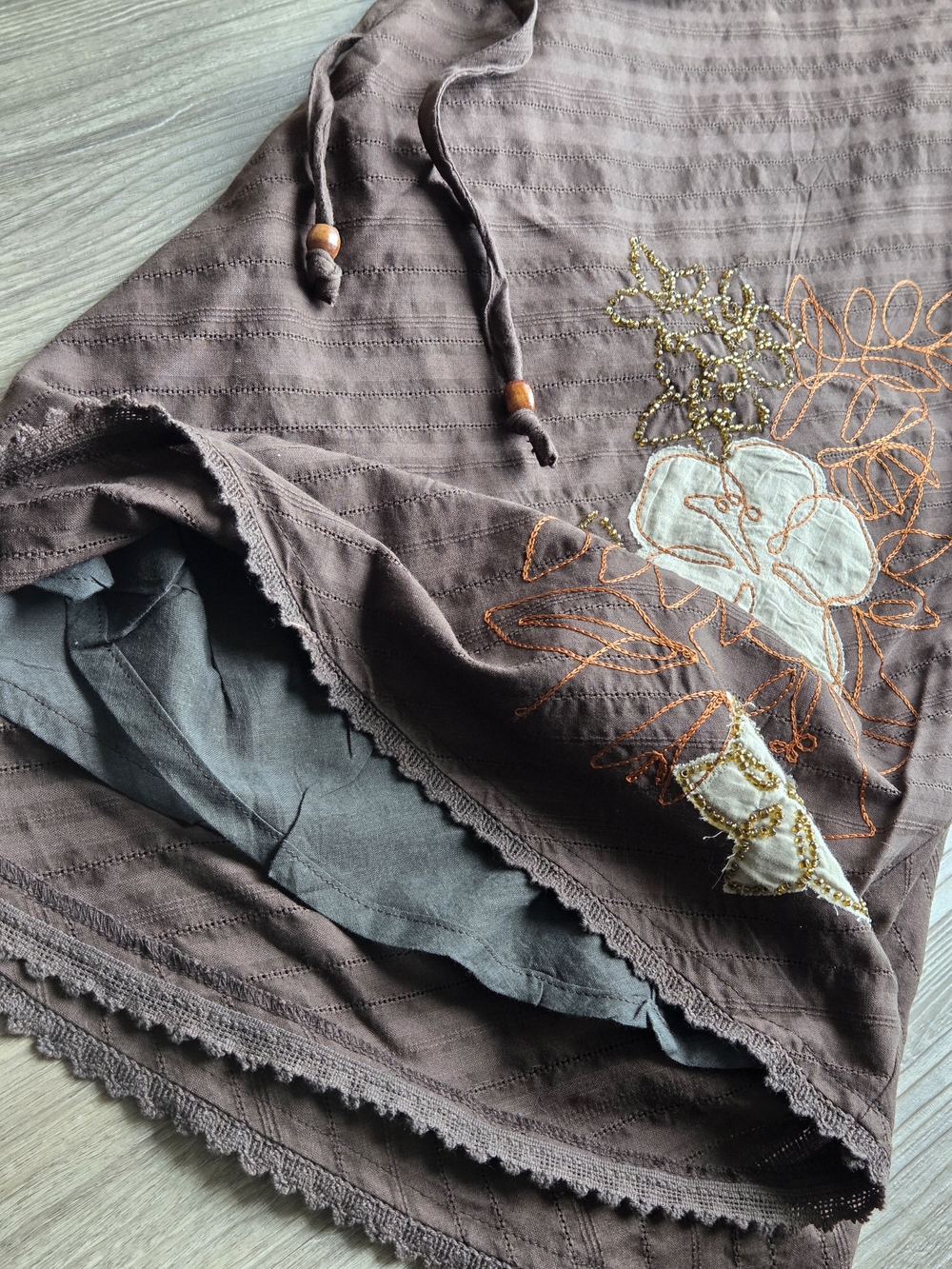 Vintage Roxy Brown Midi A-Line Wrap Skirt with Floral Appliqué. Juniors 5 -Small